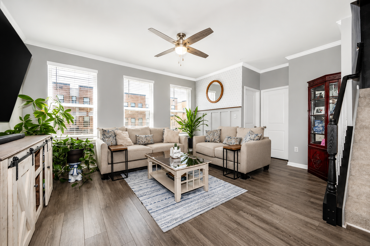 867 Amity St #1 - Photo 5 of 50