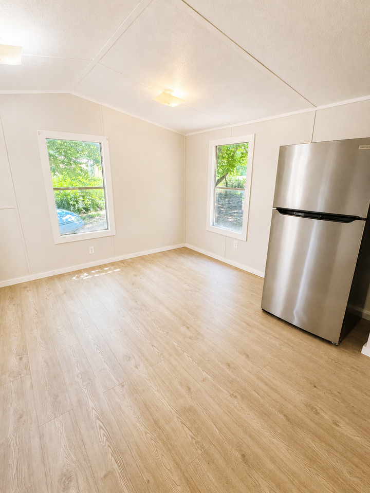 325 Green Dragon Dr #1 - Photo 3 of 8