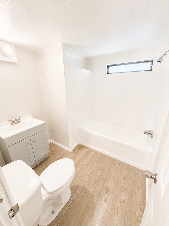 325 Green Dragon Dr #1 - Photo 5 of 8