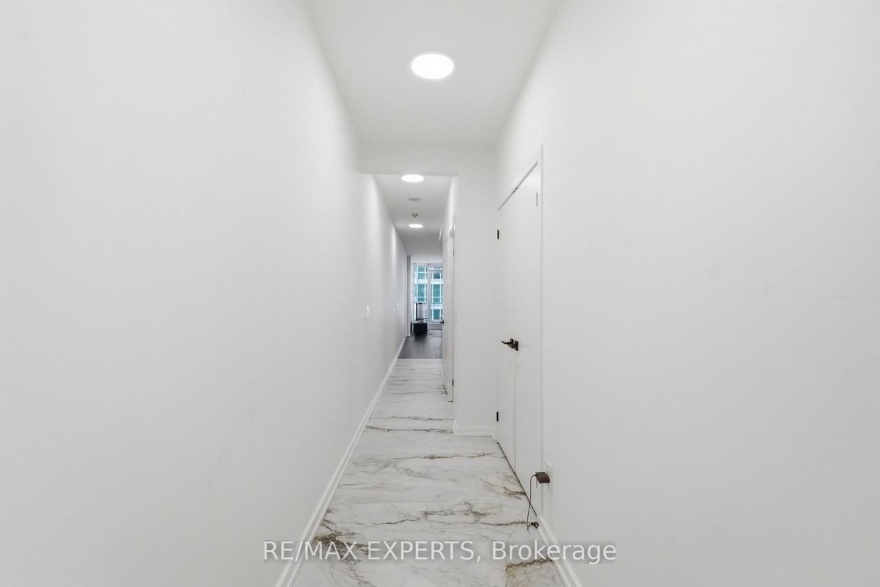 208 Queens Quay West - Photo 6
