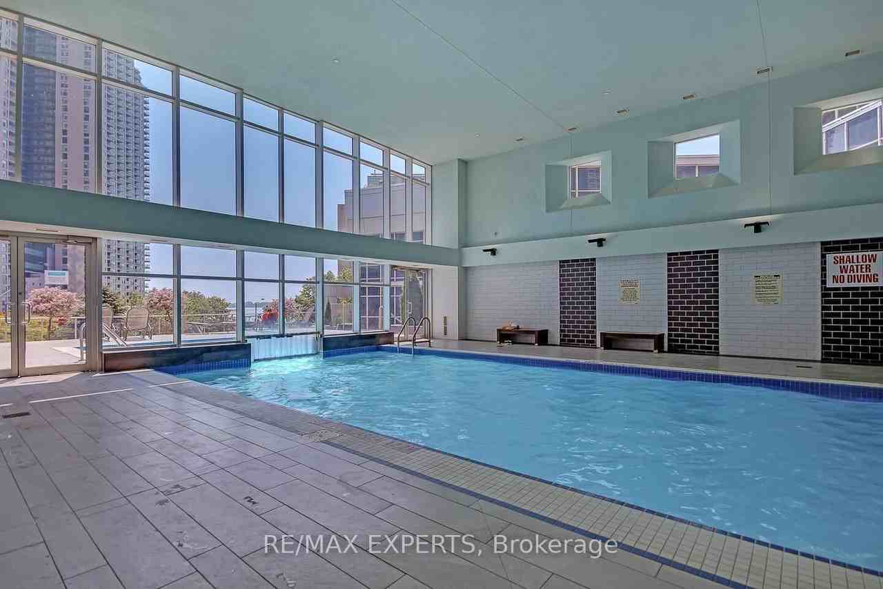 208 Queens Quay West - Photo 37