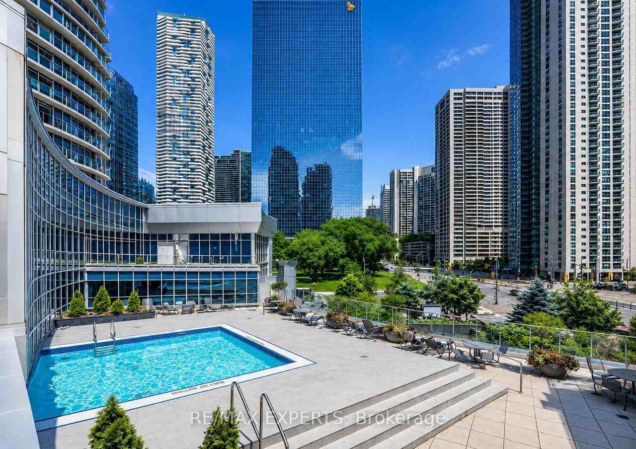 208 Queens Quay West - Photo 40