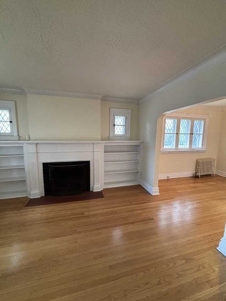 109 Ruskin St #1 - Photo 2 of 23