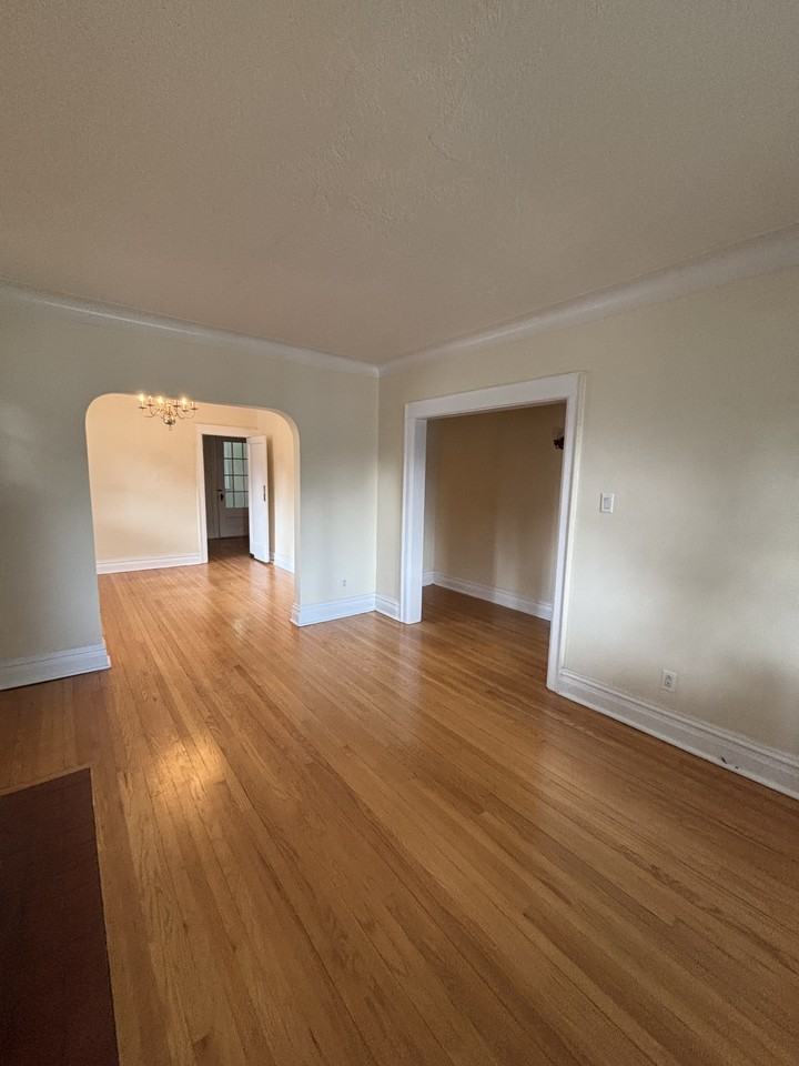 109 Ruskin St #1 - Photo 6 of 23