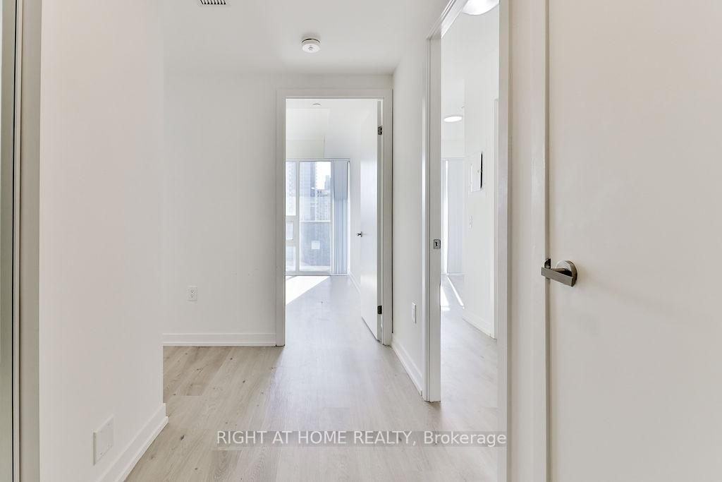 138 Downes Street #3111 - Photo 2 of 19