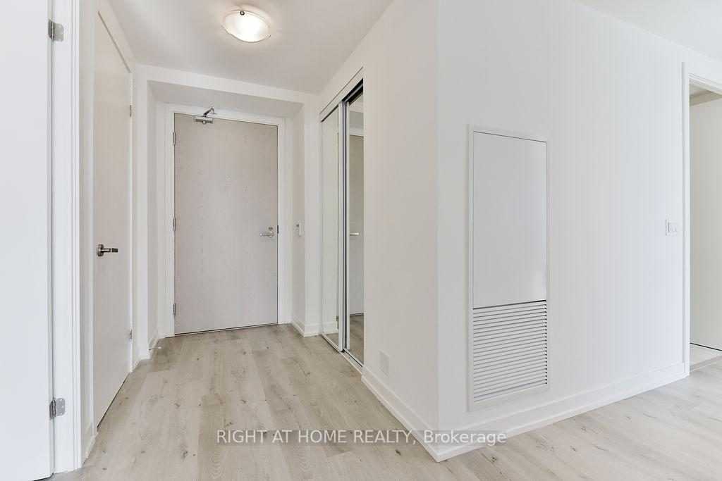 138 Downes Street #3111 - Photo 3 of 19