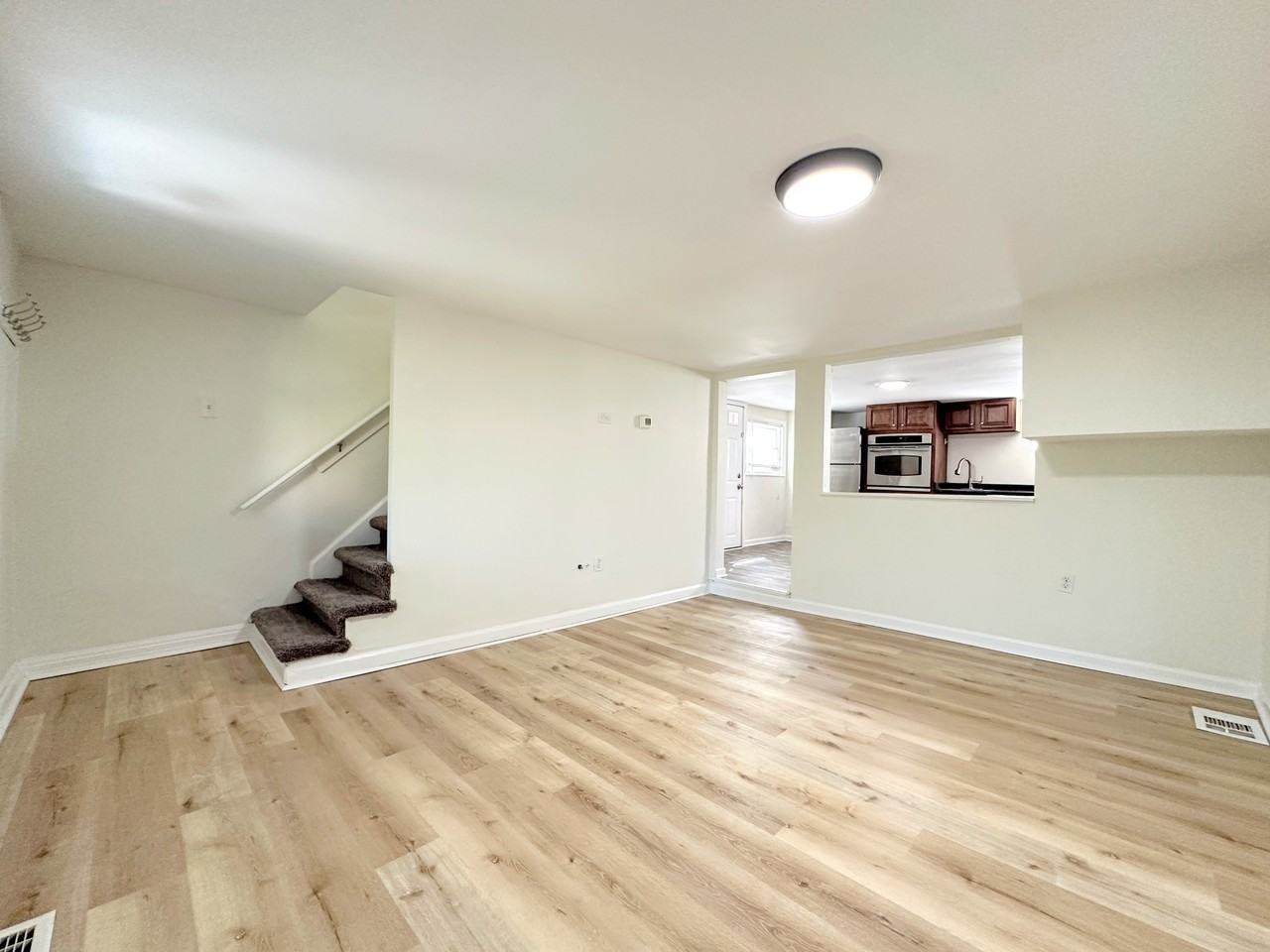 411 Sapphire Way #1 - Photo 5 of 30
