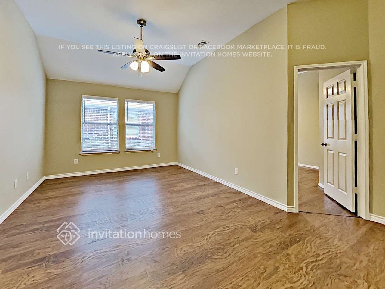 510 Maplewood Dr - Photo 7 of 17