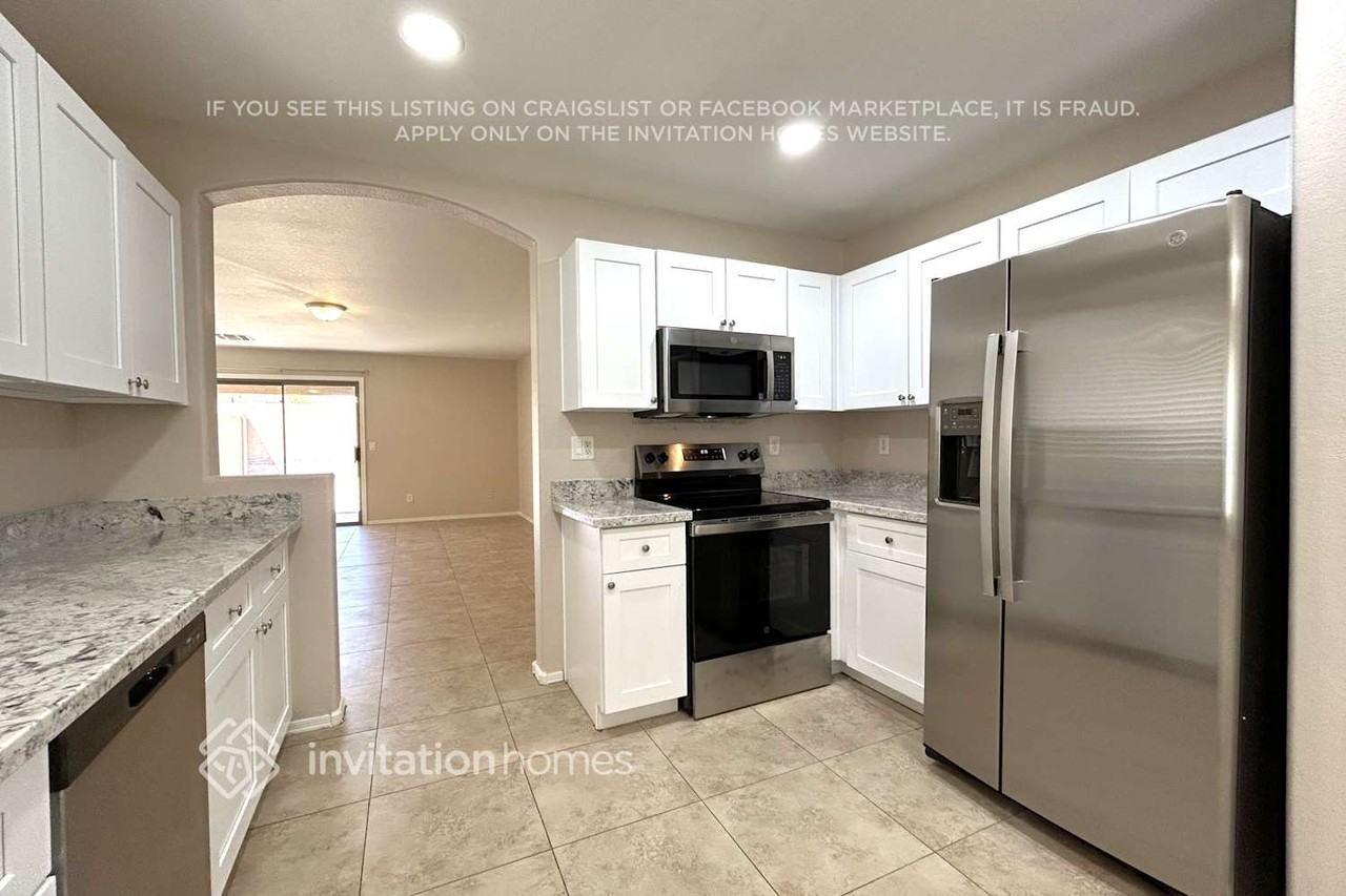 12554 W Indianola Ave - Photo 4 of 16