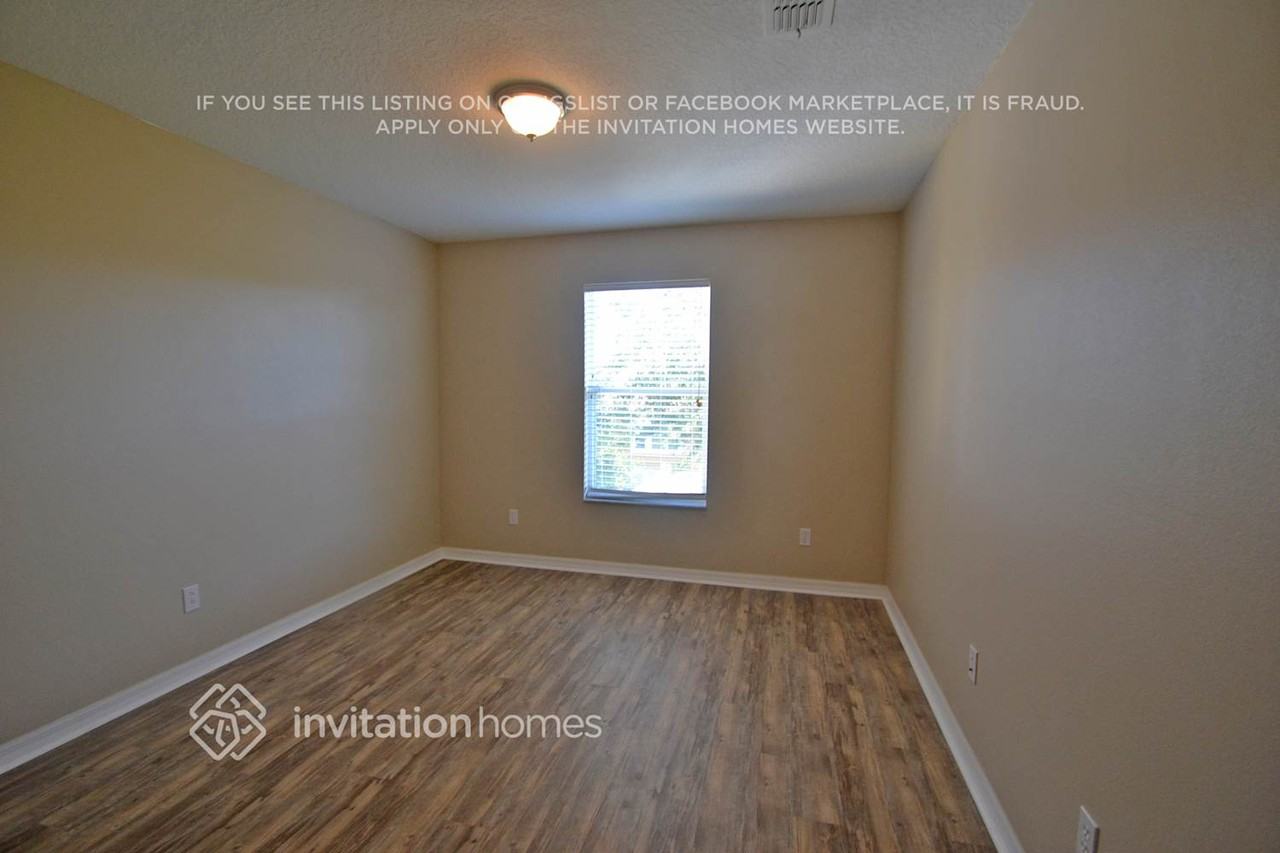 4945 River Gem Ave - Photo 6 of 12