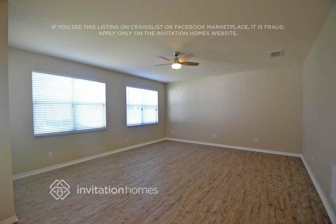 4945 River Gem Ave - Photo 7 of 12