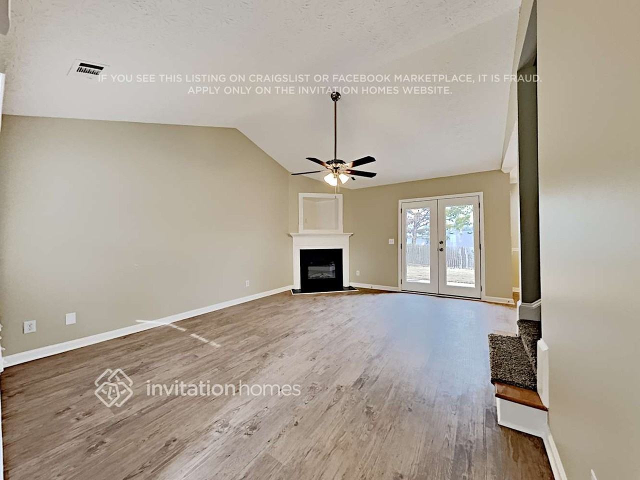 327 Providence Rd - Photo 4 of 18