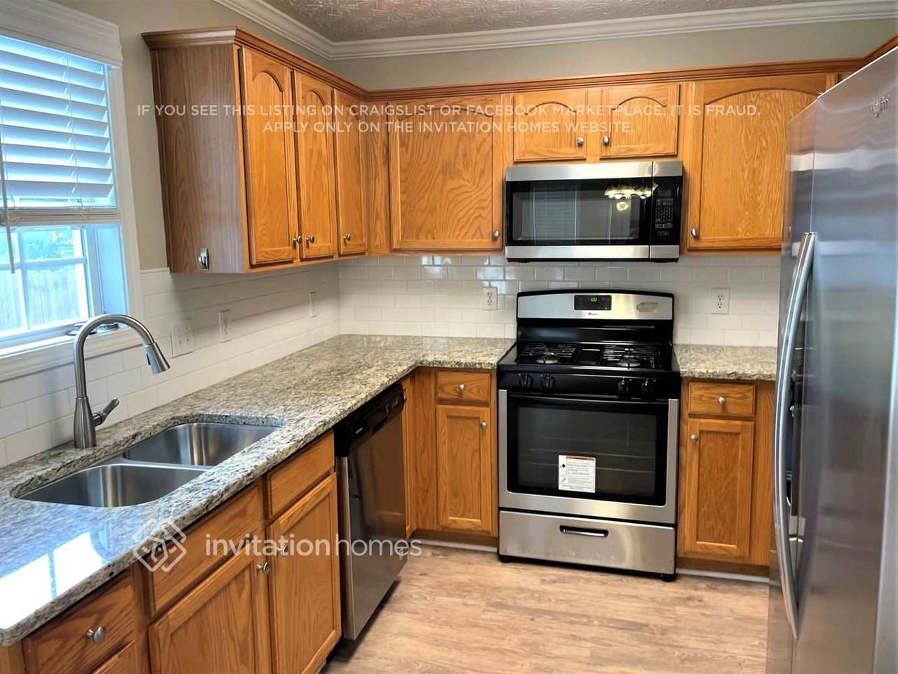 327 Providence Rd - Photo 6 of 18