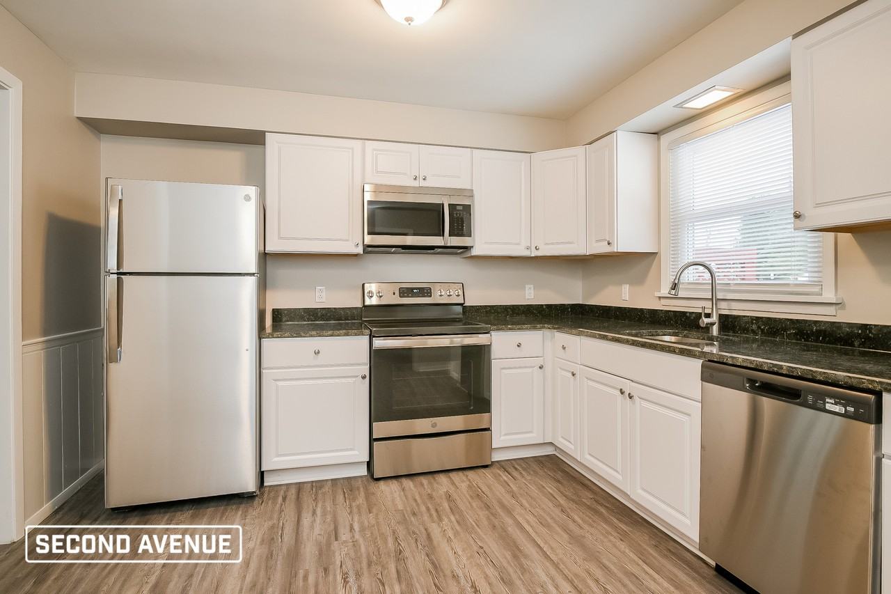 150 La Ray Dr - Photo 2 of 16