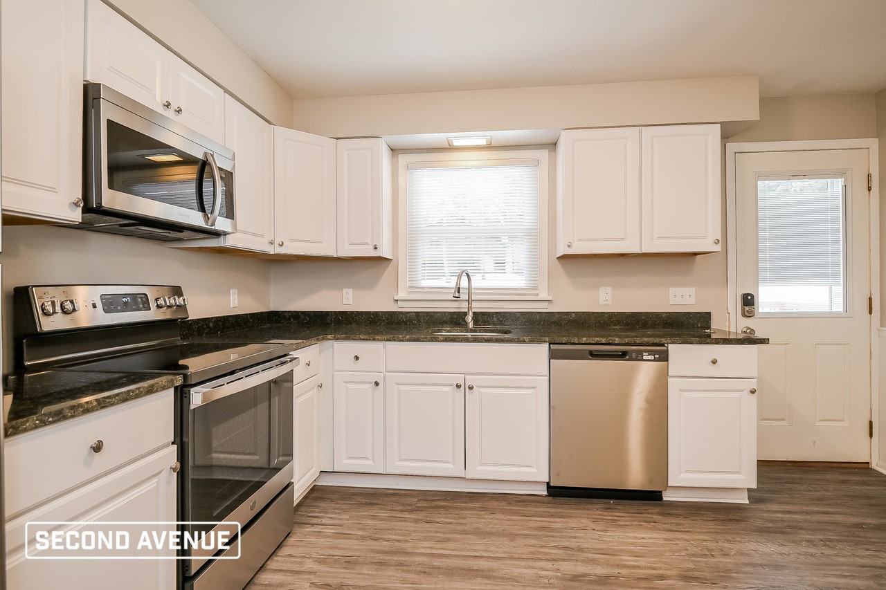 150 La Ray Dr - Photo 3 of 16