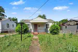 featured image of 4720 40th Pl N #1