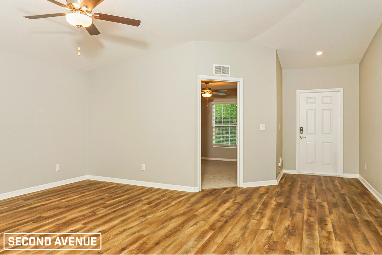 14203 Brisk Ave - Photo 5 of 27