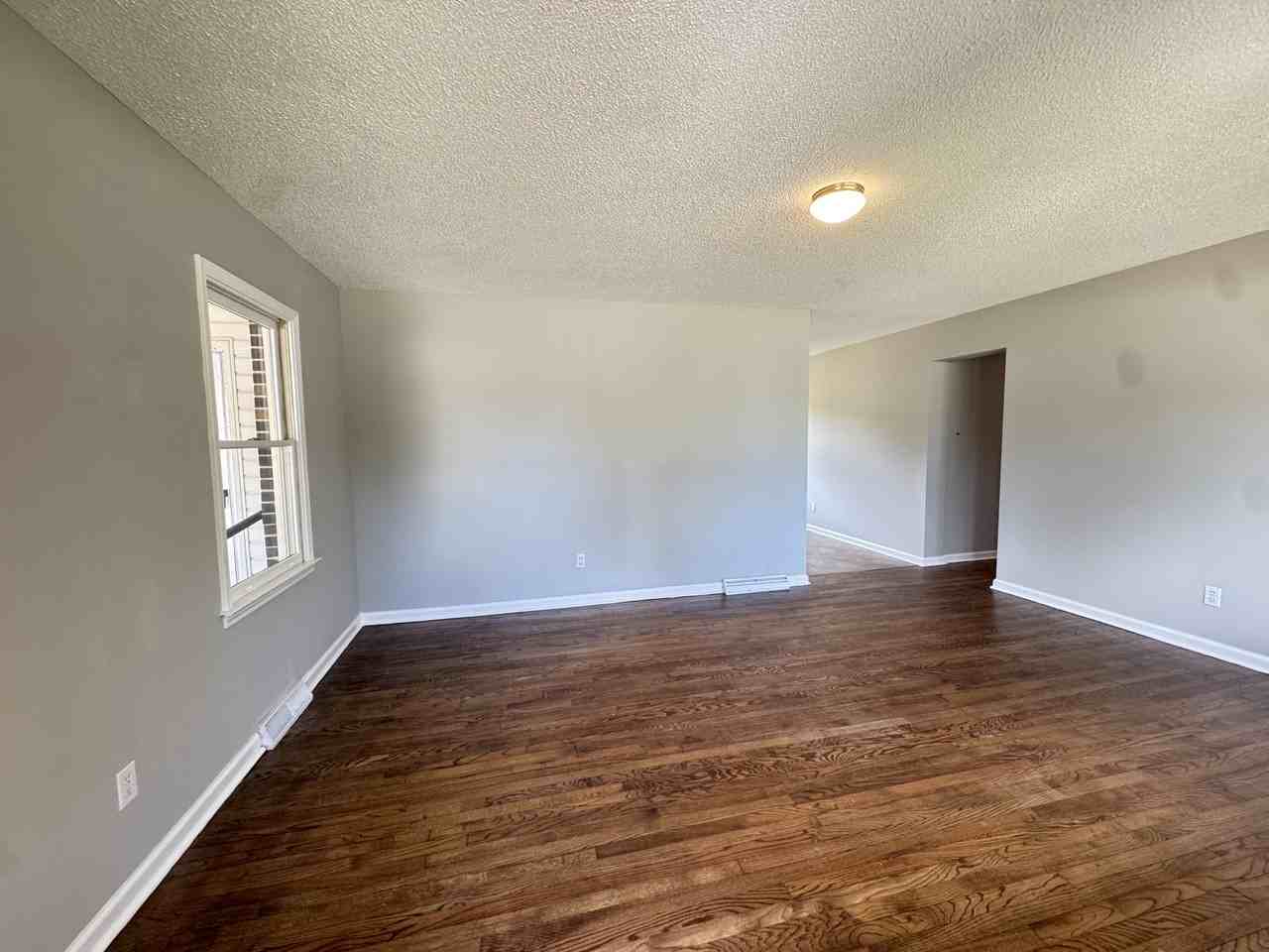 3 Wentworth St #1 - Photo 2 of 16