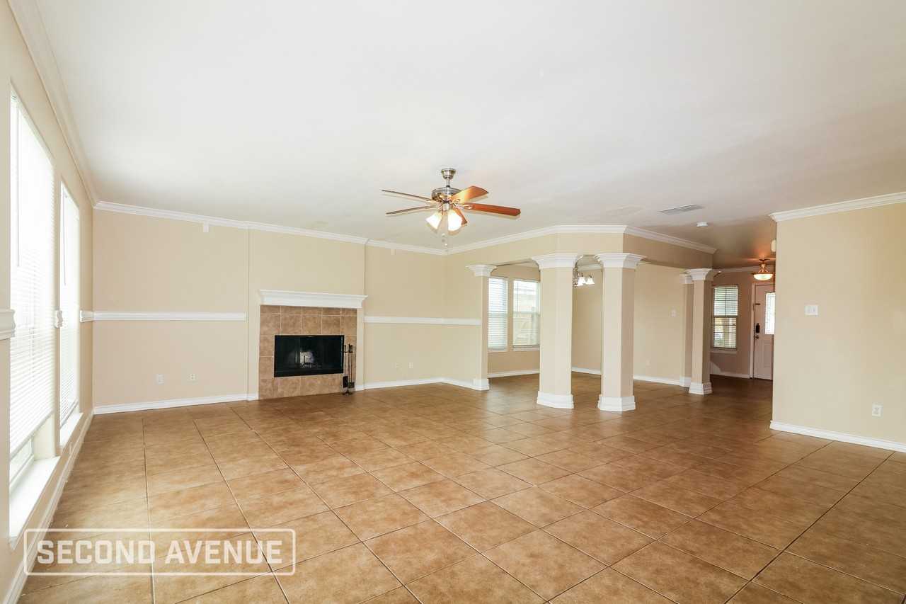 2425 Mystic Star Dr - Photo 2 of 25