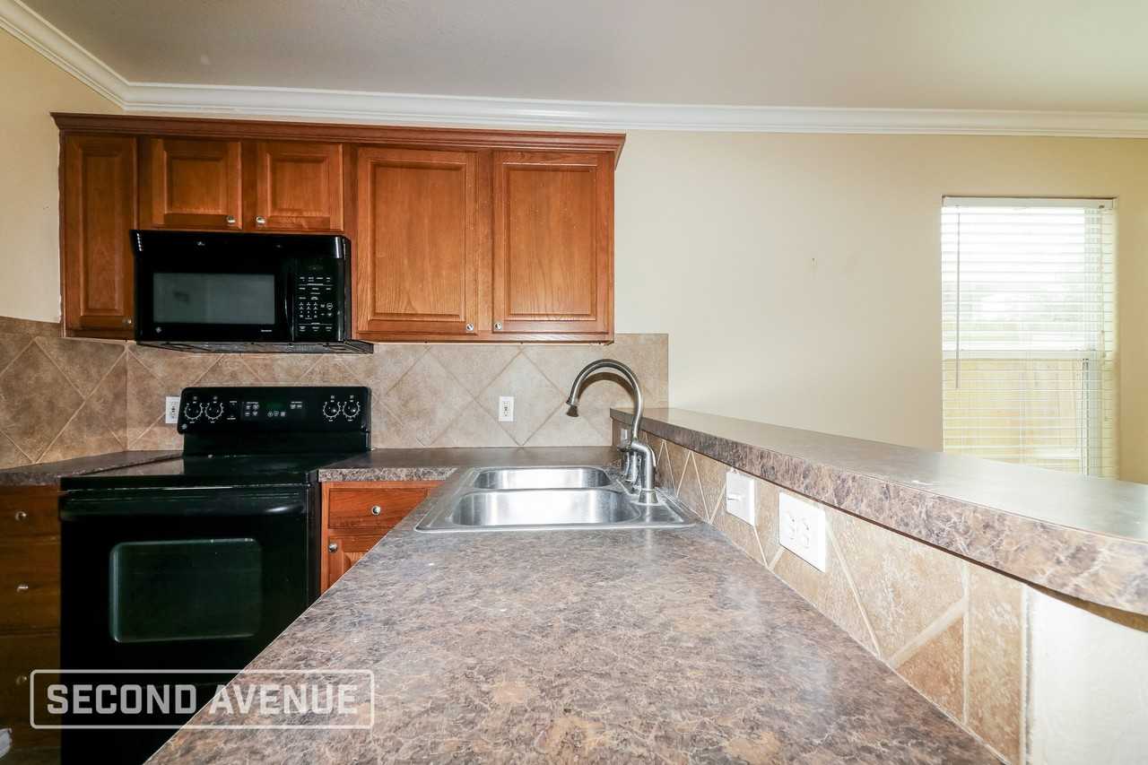 2425 Mystic Star Dr - Photo 3 of 25