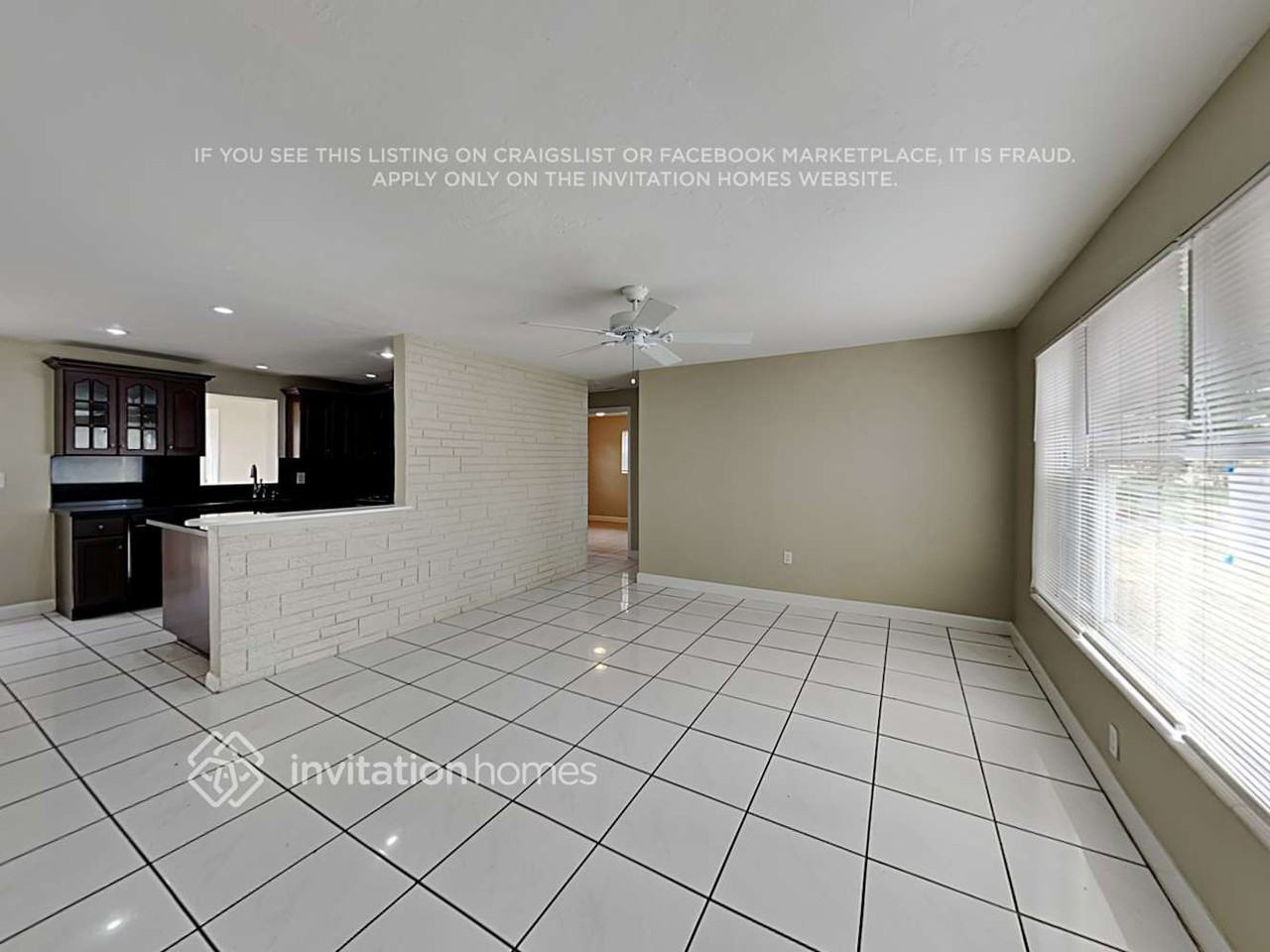 2401 Jamaica Dr - Photo 5 of 18