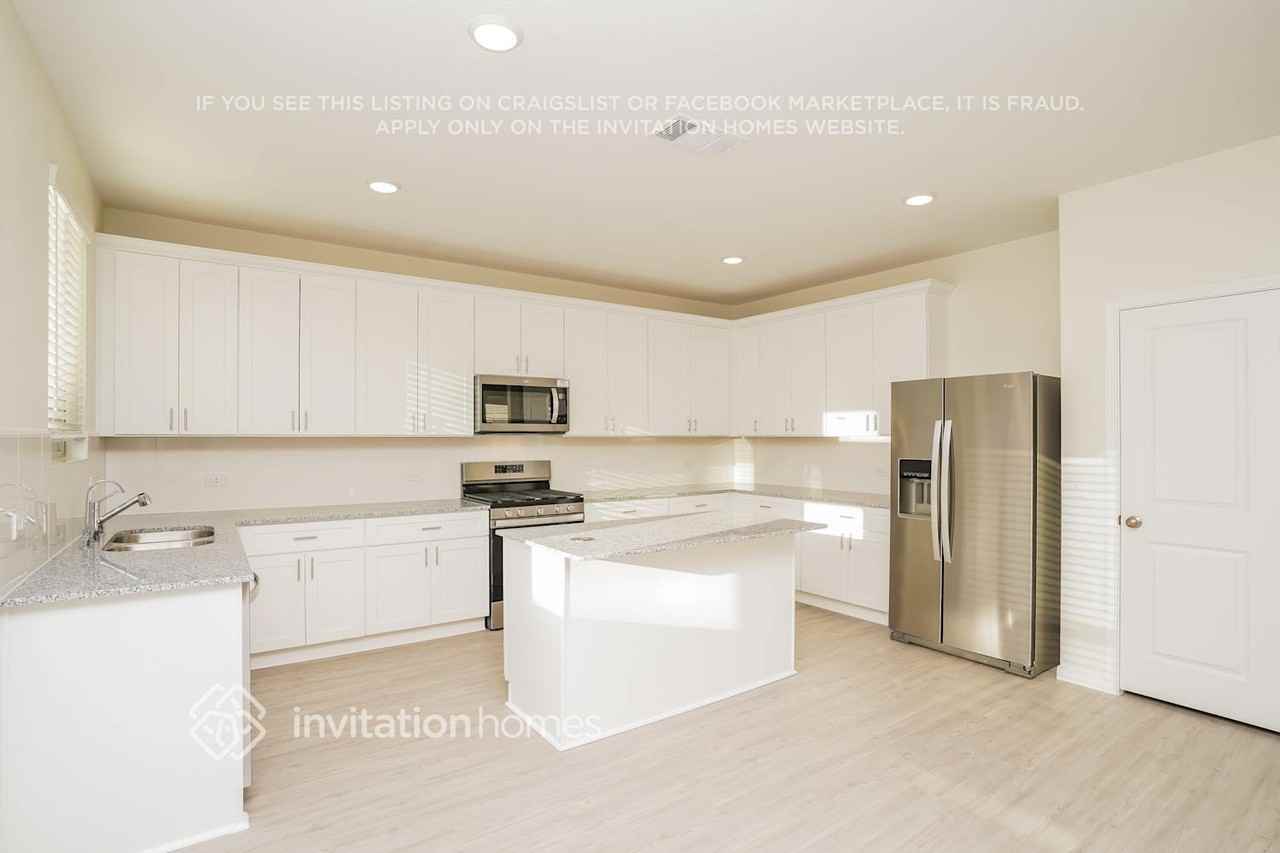 13442 Maltessa Dr - Photo 6 of 18