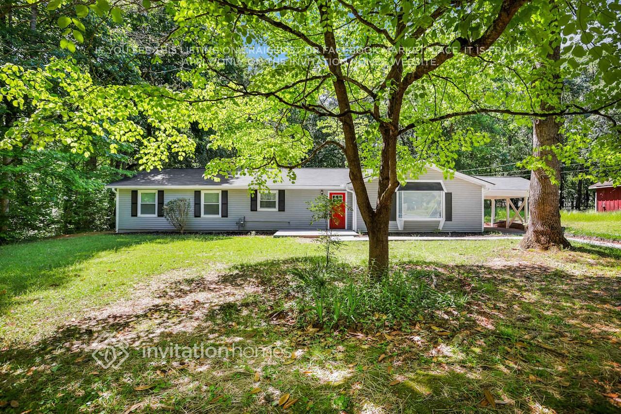 1808 Spring Rd - Photo 2 of 24