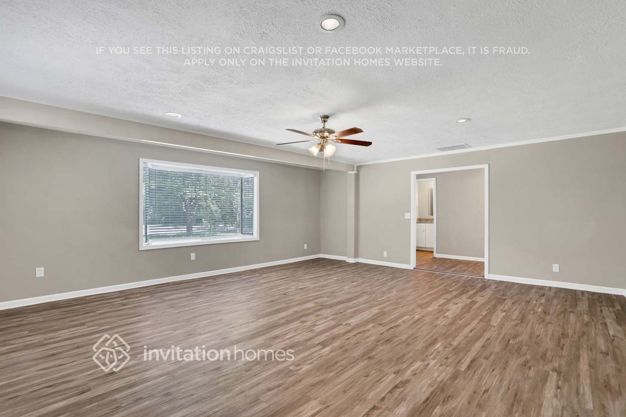 1808 Spring Rd - Photo 5 of 24