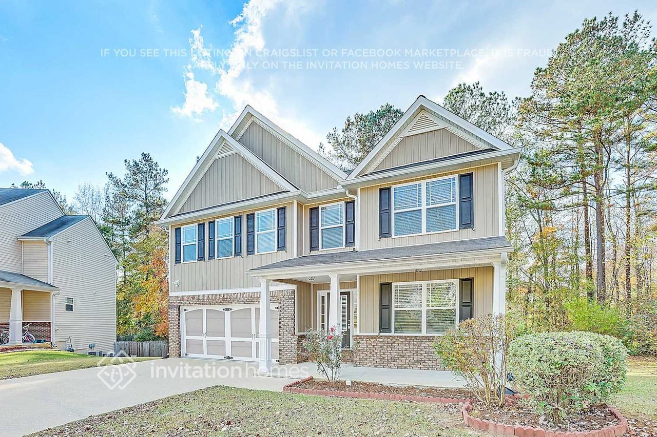 702 Sycamore Dr - Photo 3 of 31