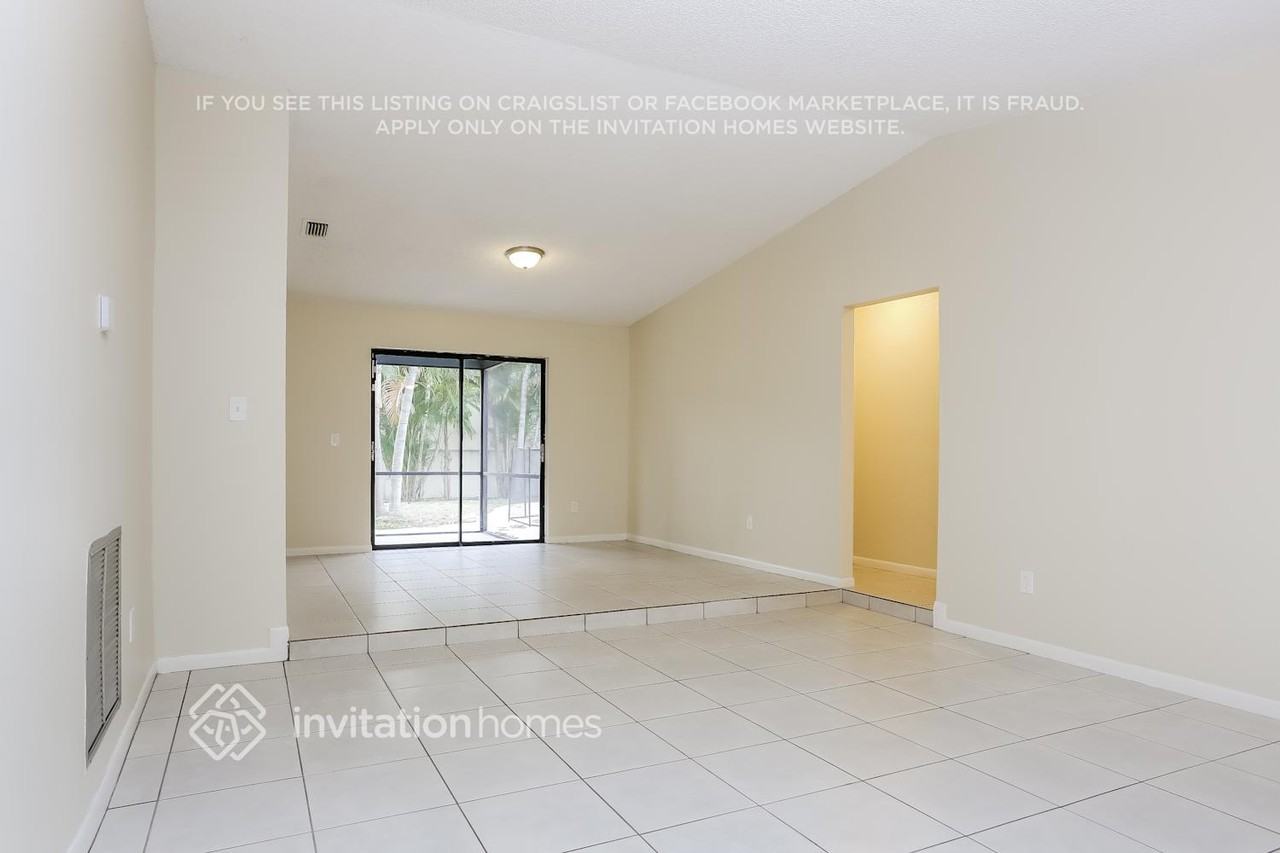 4915 Sw 12th St - Photo 5 of 21
