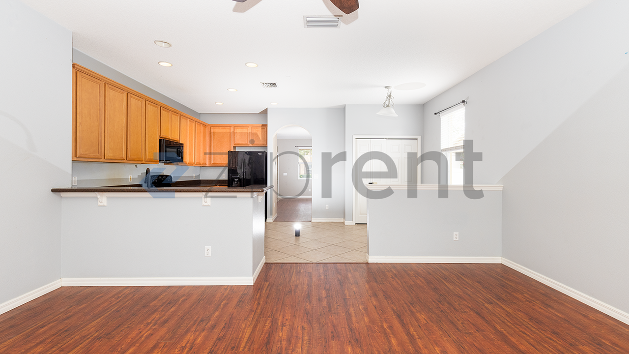 1933 Varick Way - Photo 6 of 22