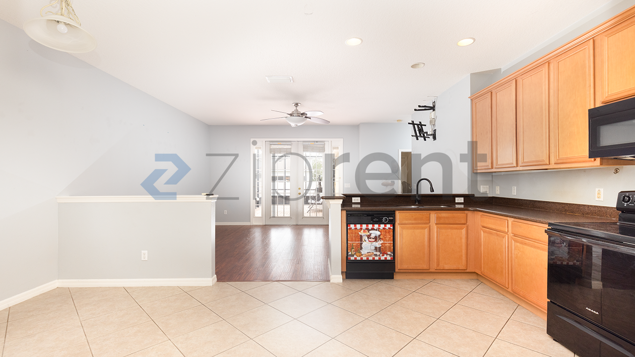 1933 Varick Way - Photo 7 of 22