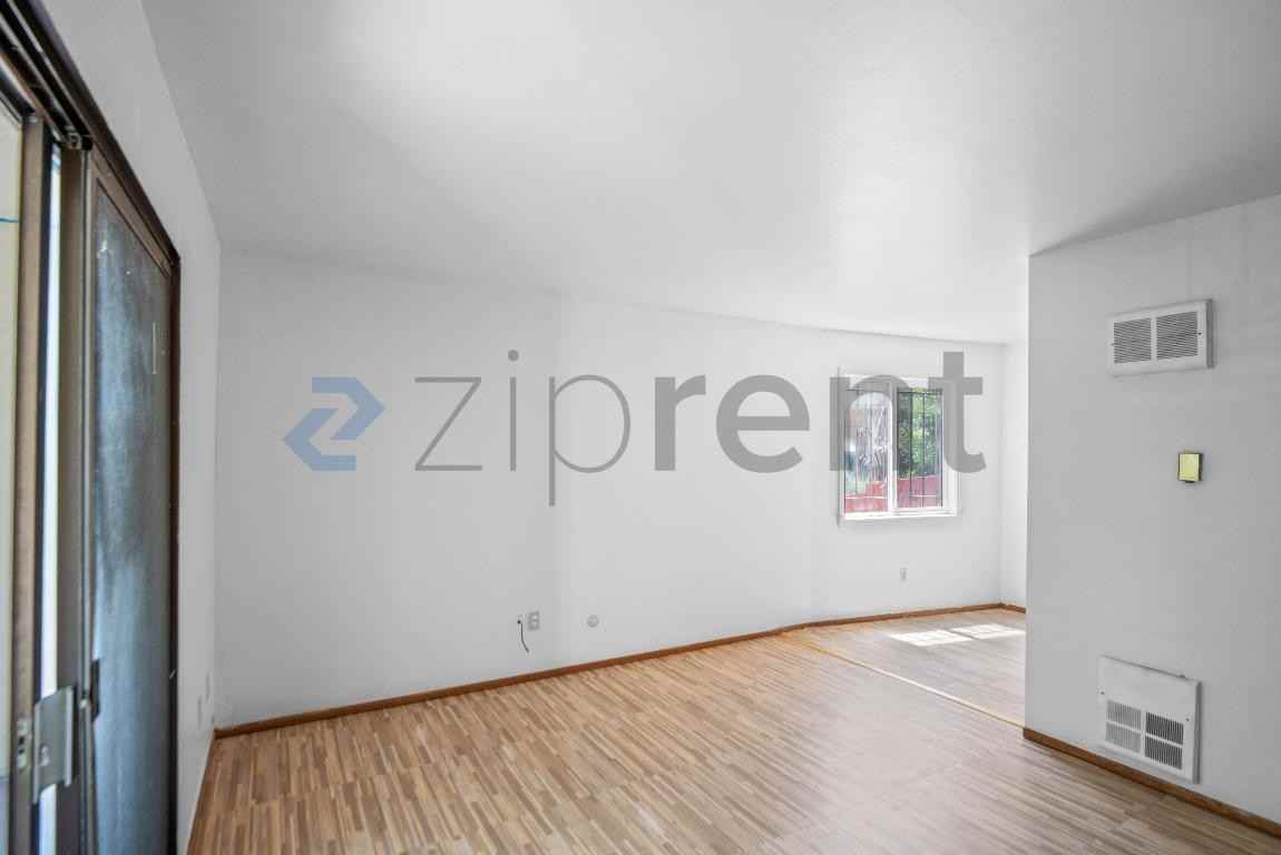 321 Athol Ave #1 - Photo 6 of 23