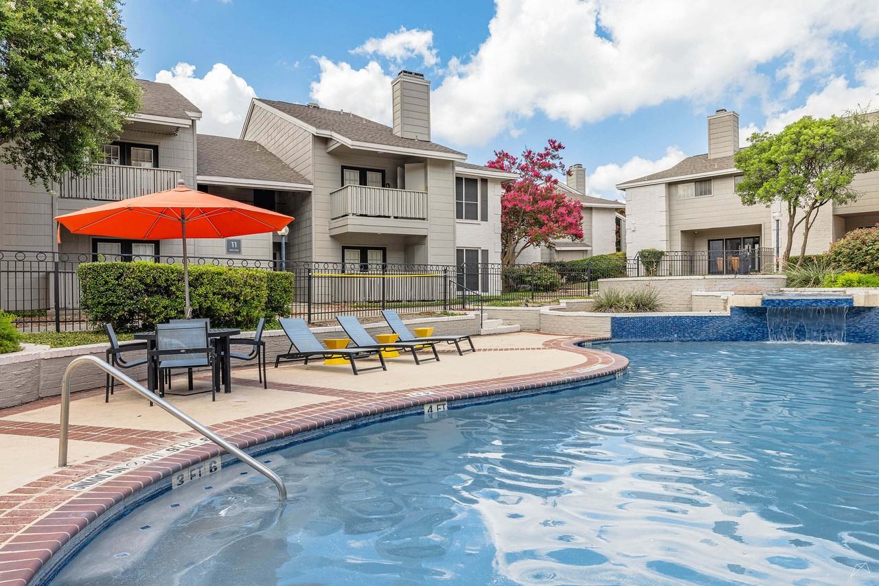 Solara Apartment Homes - Photo 6 of 37
