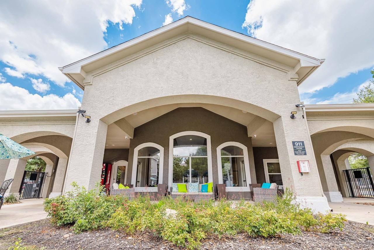 Trailside Apartments - Photo 6 of 47