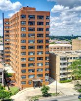 5858 N Sheridan Rd - Photo 1 of 1