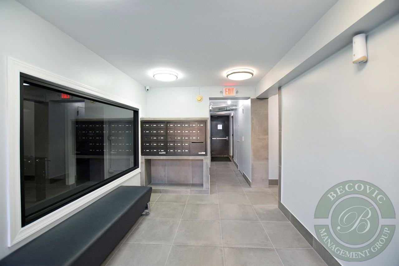 The Sheridan View - Photo 2 of 4