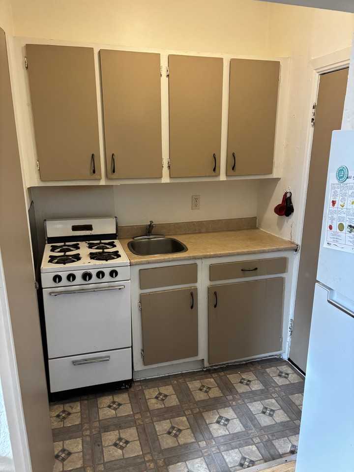 3429 Rue Saint-André #39 - Photo 3 of 5