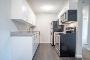 featured image of 166, 160, 172 Pinehouse Dr