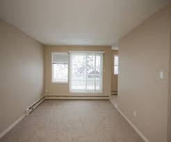 10521 84 Ave - Photo 7 of 10