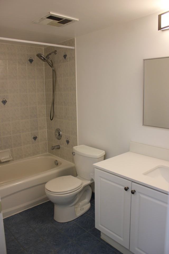 1730 Eglinton Ave E - Photo 5 of 8