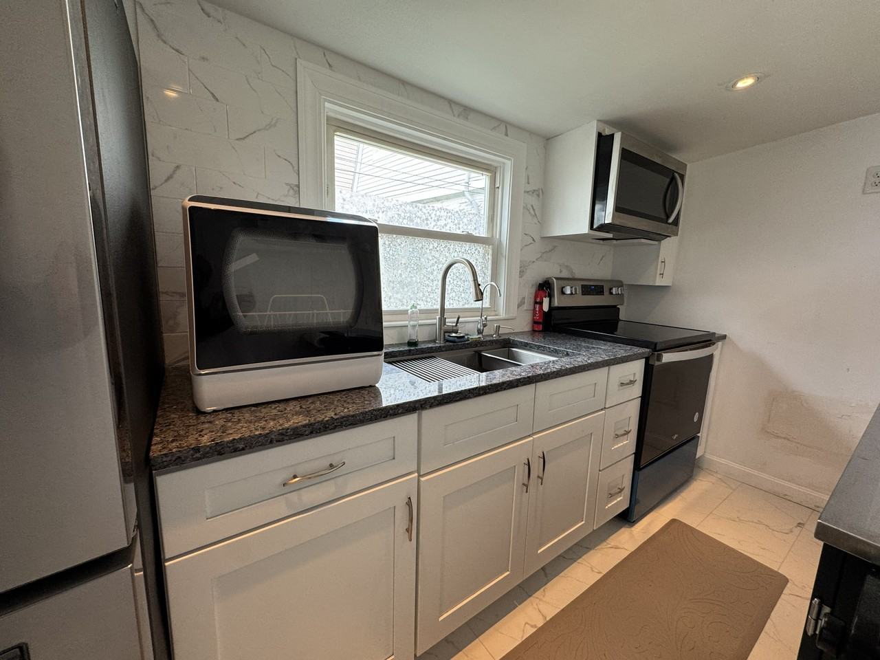 16 Homestead Avenue #16B - Photo 4 of 21