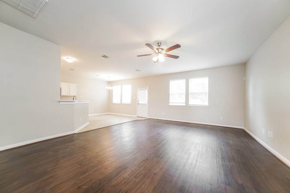 13034 Rose Landing Dr - Photo 5 of 20