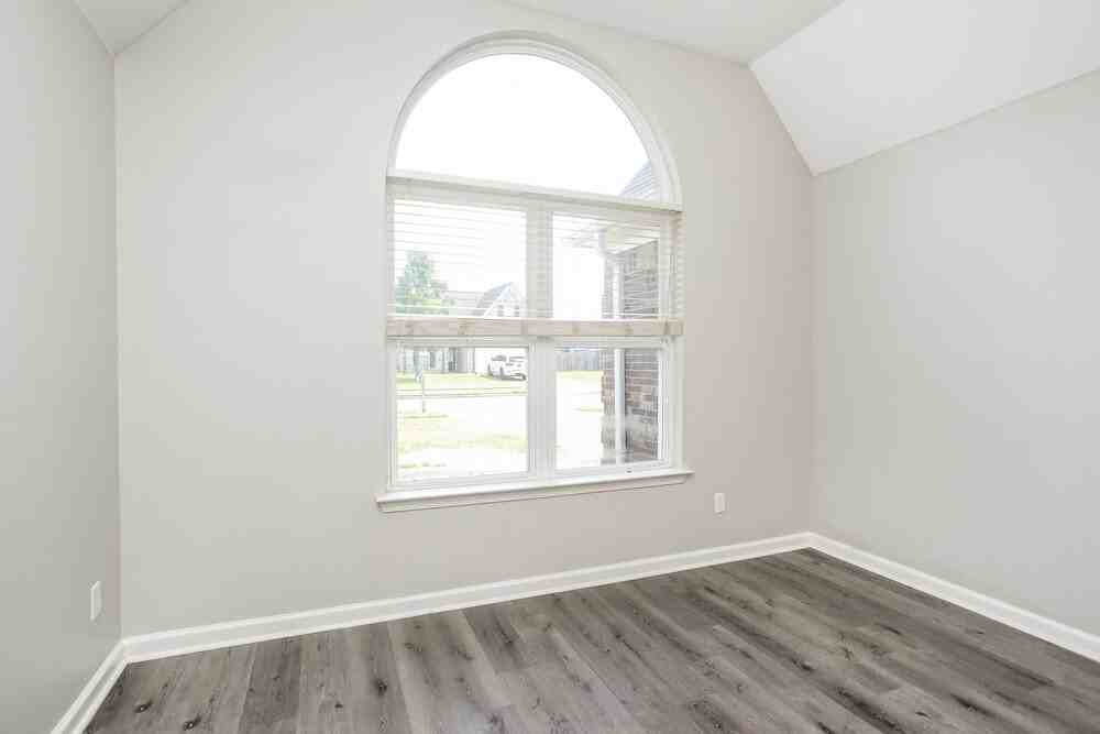 8347 Wild Dune Ln - Photo 6 of 17