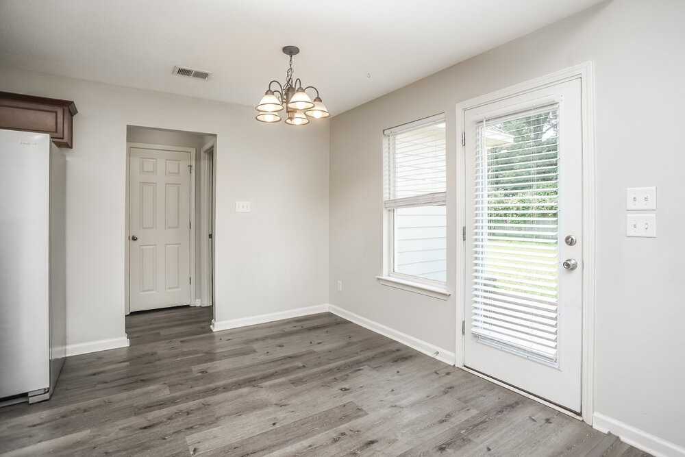 8347 Wild Dune Ln - Photo 7 of 17