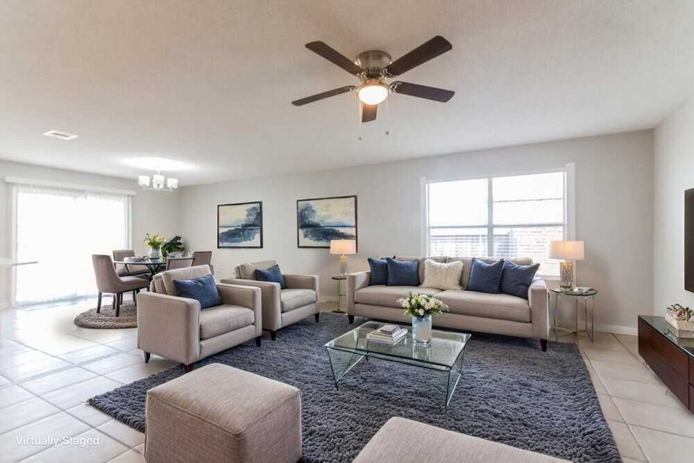 10769 Braemoor Dr - Photo 4 of 19