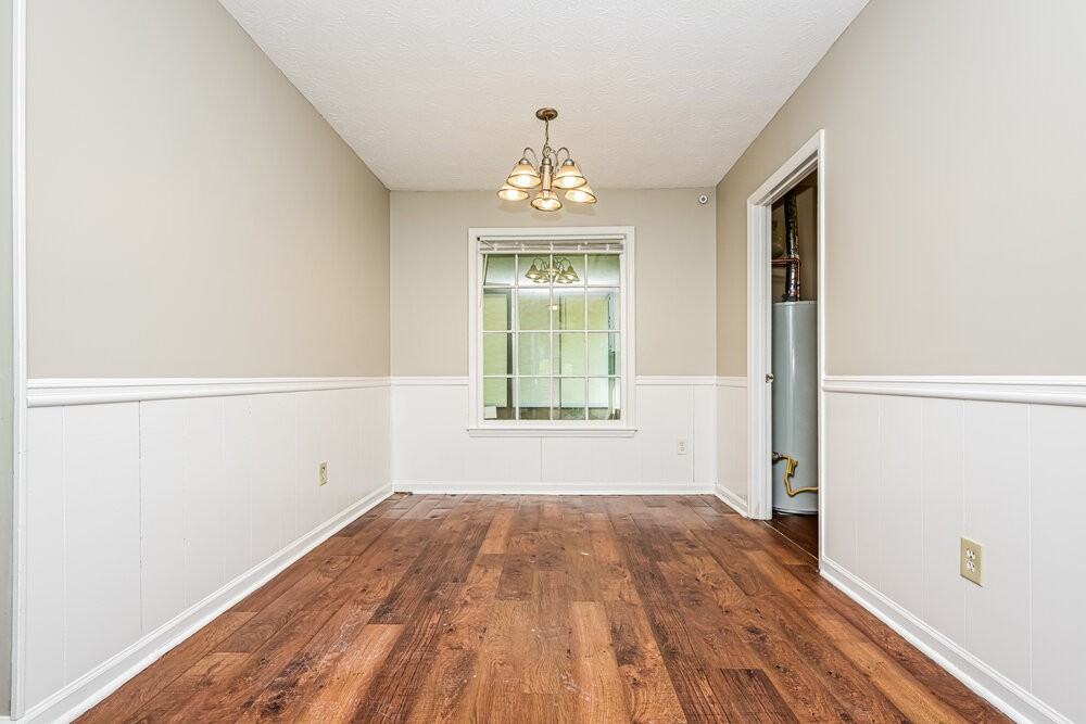 1161 Salisbury Trl - Photo 4 of 16