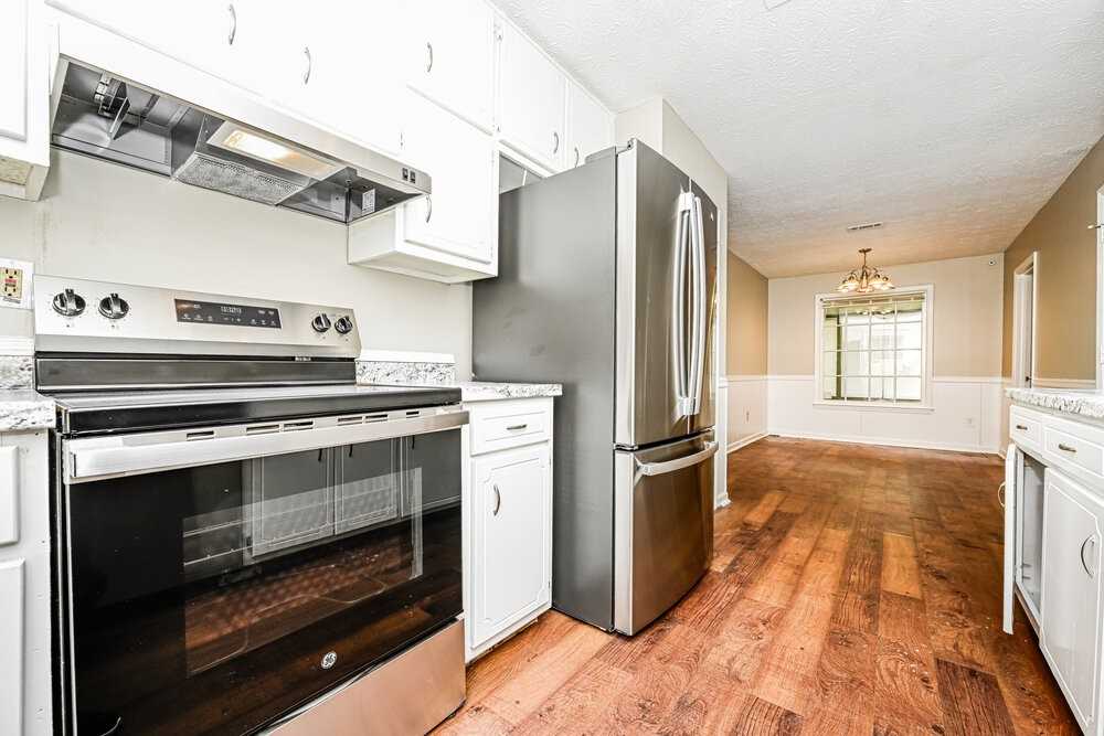 1161 Salisbury Trl - Photo 6 of 16