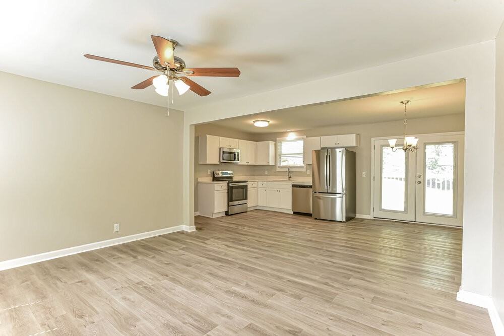 4983 Karen Ray Dr - Photo 7 of 17