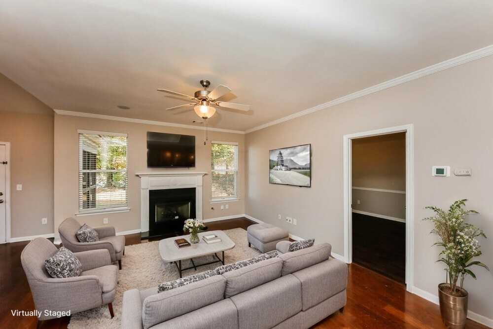 4550 Black Hills Dr Nw - Photo 5 of 20